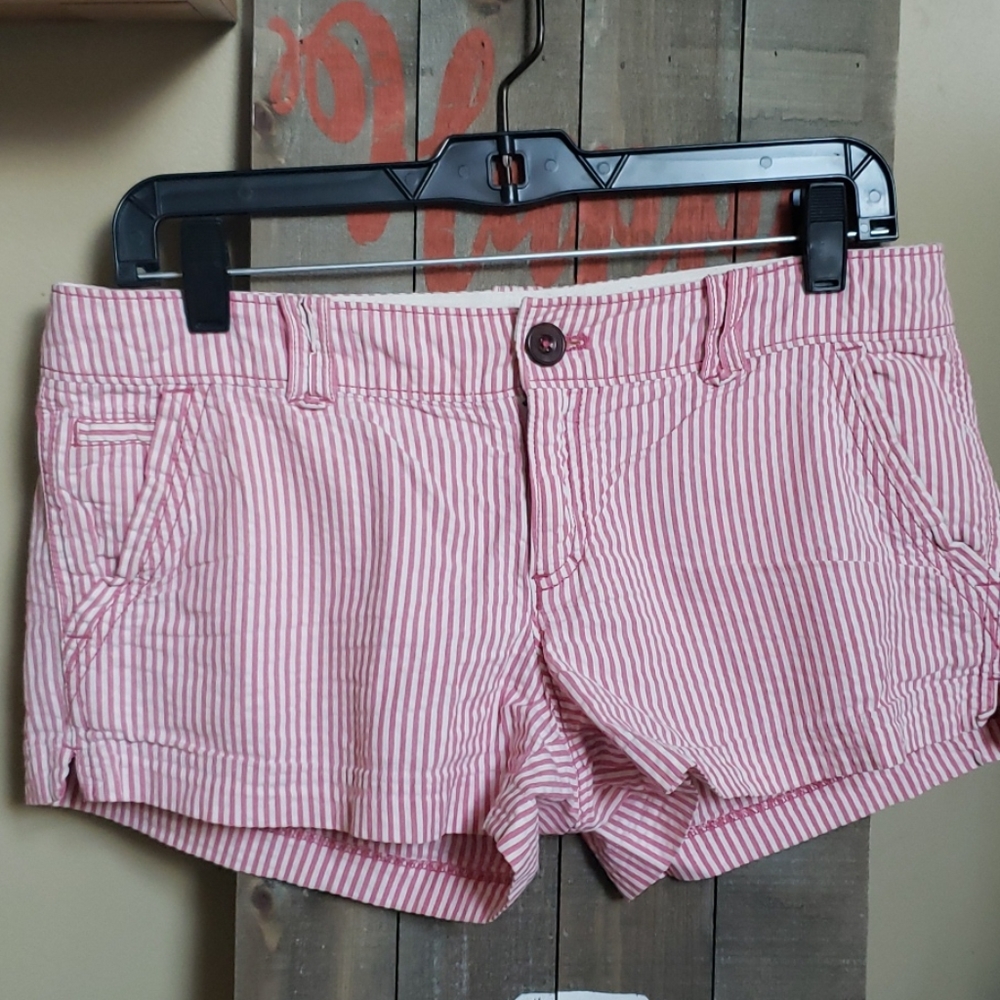 *Sale 3/$25* American Eagle Size 8 shorts